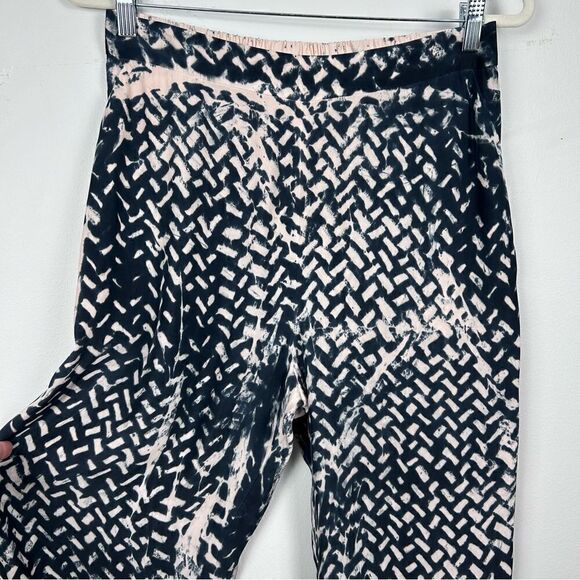 Amanda Bond silk pants made in Los Angeles blush pink and ink - Picture 3 of 8